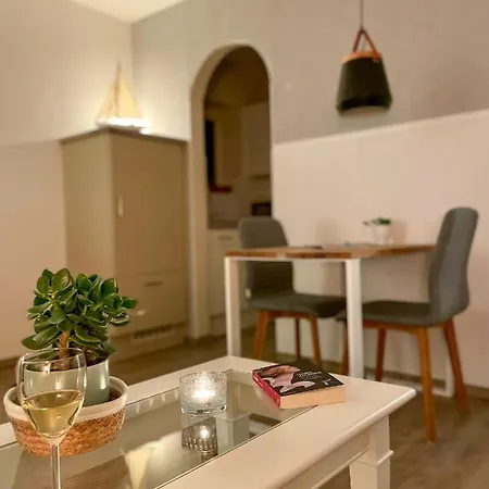 2 Zimmer Ferienwohnung - Strandnaehe, Ruhig Und Mit Super Ausstattung Busum Exterior photo
